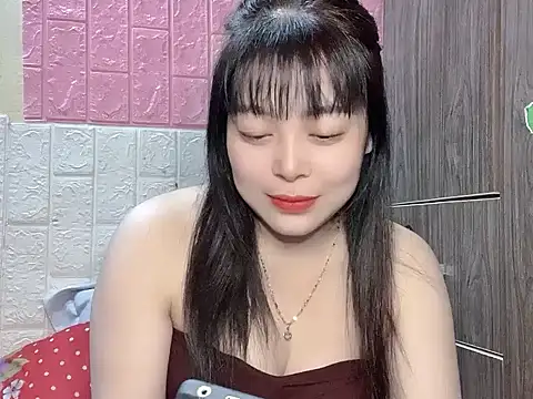 Snapshot of Butterfly_kee chatting on December 14, 2:00 pm Butterfly kee online show from December 14, 2:00 pm