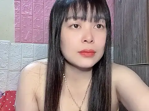 Snapshot of Butterfly_kee chatting on December 15, 2:21 pm Butterfly kee online show from December 15, 2:21 pm