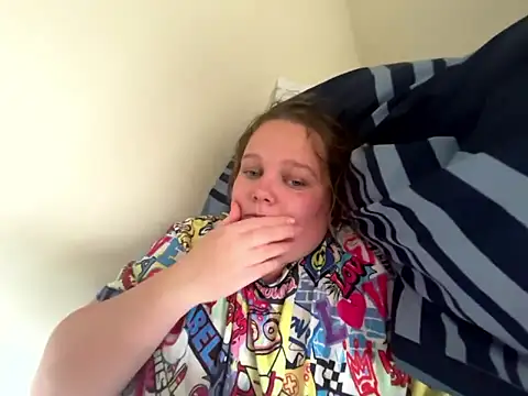 Scarletcum22 online show from April 19, 2:16 pm