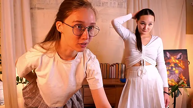 Snapshot of ArianaSweazy chatting on October 25, 2:02 pm ArianaSweazy online show from October 25, 2:02 pm