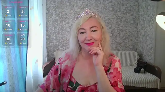 LadyKriss online show from July 16, 4:40 am