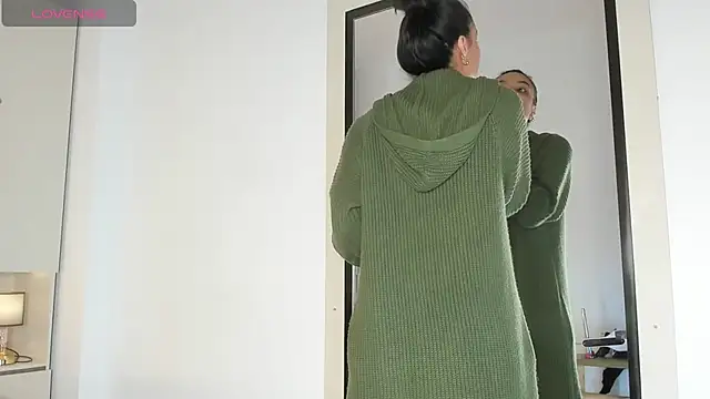 Snapshot of Blackywhiite chatting on November 18, 5:12 am Blackywhiite online show from November 18, 5:12 am