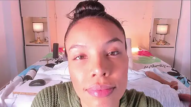 Snapshot of Blackywhiite chatting on November 21, 4:05 pm Blackywhiite online show from November 21, 4:05 pm