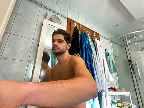 youngboyformommy24 online show from October 29, 7:54 am