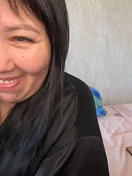 Snapshot of Love__Mom chatting on November 14, 5:50 am Love Mom online show from November 14, 5:50 am