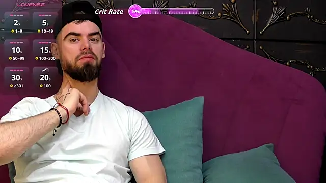 Snapshot of OceannHeart chatting on November 9, 10:08 pm OceannHeart online show from November 9, 10:08 pm