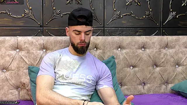 Snapshot of OceannHeart chatting on November 29, 10:02 pm OceannHeart online show from November 29, 10:02 pm