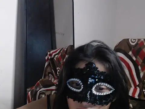 Hottie hania online show from November 24, 9:36 pm