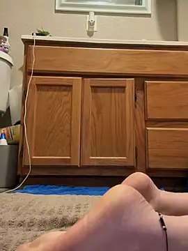 Snapshot of kittycumsforu chatting on November 25, 11:16 pm kittycumsforu online show from November 25, 11:16 pm