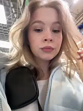 Eliiizaaa online show from October 25, 4:24 pm