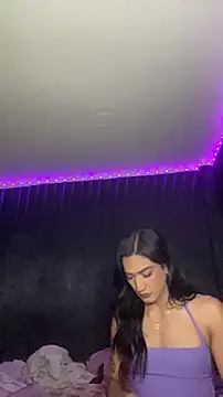 Snapshot of NikitaDragunXXX chatting on November 16, 10:21 am NikitaDragunXXX online show from November 16, 10:21 am