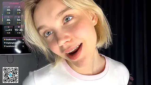 Snapshot of MelodyImam chatting on November 23, 3:23 pm MelodyImam online show from November 23, 3:23 pm