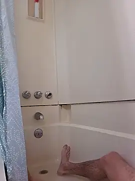 4idin0000 online show from February 7, 5:16 pm