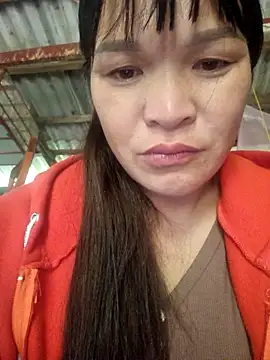 Snapshot of chipu06 chatting on November 4, 2:43 am chipu06 online show from November 4, 2:43 am