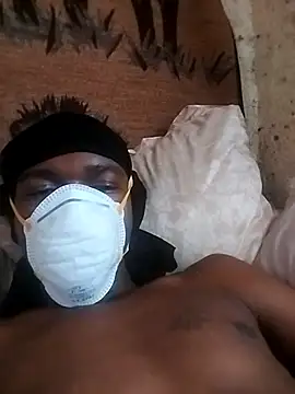 Snapshot of loVbRo1 chatting on November 9, 12:47 pm loVbRo1 online show from November 9, 12:47 pm