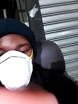 Snapshot of loVbRo1 chatting on November 18, 8:57 pm loVbRo1 online show from November 18, 8:57 pm