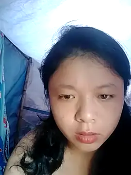 Snapshot of lisa-bae00 chatting on October 21, 3:29 am lisa-bae00 online show from October 21, 3:29 am