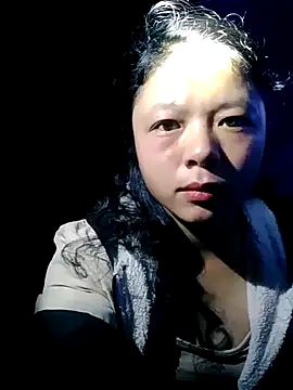 Snapshot of lisa-bae00 chatting on October 21, 9:37 pm lisa-bae00 online show from October 21, 9:37 pm