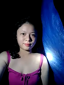 Snapshot of lisa-bae00 chatting on October 29, 10:33 pm lisa-bae00 online show from October 29, 10:33 pm