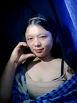 Snapshot of lisa-bae00 chatting on November 2, 10:17 am lisa-bae00 online show from November 2, 10:17 am