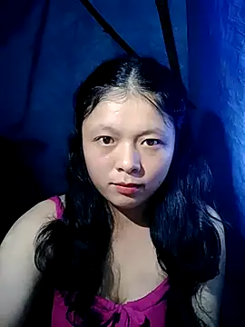 Snapshot of lisa-bae00 chatting on November 10, 10:14 am lisa-bae00 online show from November 10, 10:14 am