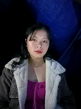 Snapshot of lisa-bae00 chatting on November 13, 10:19 pm lisa-bae00 online show from November 13, 10:19 pm