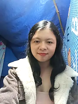 Snapshot of lisa-bae00 chatting on November 17, 11:43 pm lisa-bae00 online show from November 17, 11:43 pm