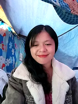 Snapshot of lisa-bae00 chatting on November 19, 3:06 am lisa-bae00 online show from November 19, 3:06 am