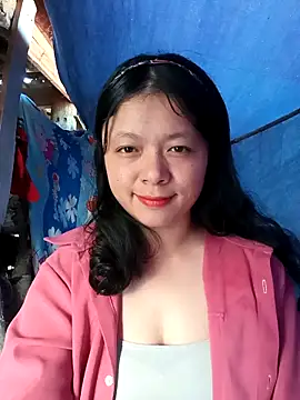 Snapshot of lisa-bae00 chatting on November 23, 12:21 am lisa-bae00 online show from November 23, 12:21 am