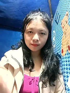 Snapshot of lisa-bae00 chatting on November 24, 12:38 pm lisa-bae00 online show from November 24, 12:38 pm