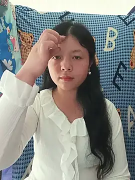 lisa-bae00 online show from May 28, 3:37 am