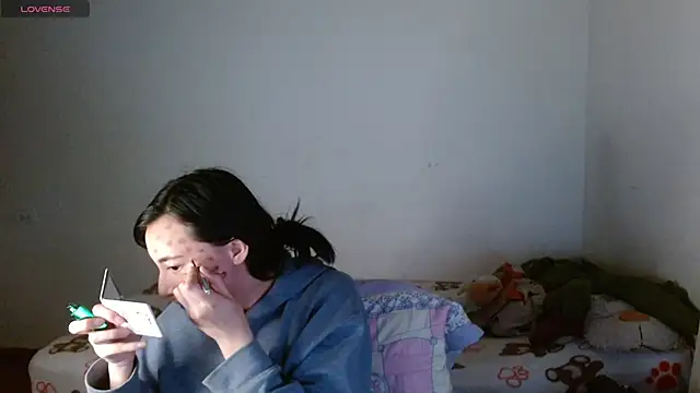 fresita streamer online show from November 1, 5:09 am