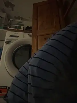 Snapshot of Paapii1098 chatting on November 8, 3:29 am Paapii1098 online show from November 8, 3:29 am