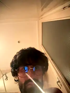 Snapshot of Paapii1098 chatting on November 11, 7:47 pm Paapii1098 online show from November 11, 7:47 pm