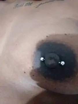 Snapshot of Jennyy31 chatting on November 24, 9:53 am Jennyy31 online show from November 24, 9:53 am