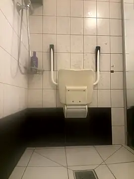 Snapshot of bart98geil chatting on January 8, 5:32 am bart98geil online show from January 8, 5:32 am