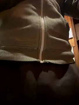 Snapshot of bart98geil chatting on January 12, 11:32 pm bart98geil online show from January 12, 11:32 pm