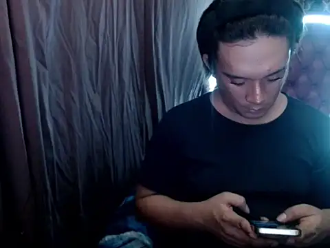 Snapshot of sexsayreal22 chatting on November 26, 2:23 am sexsayreal22 online show from November 26, 2:23 am