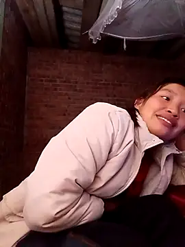 sowbibi online show from November 12, 1:11 pm