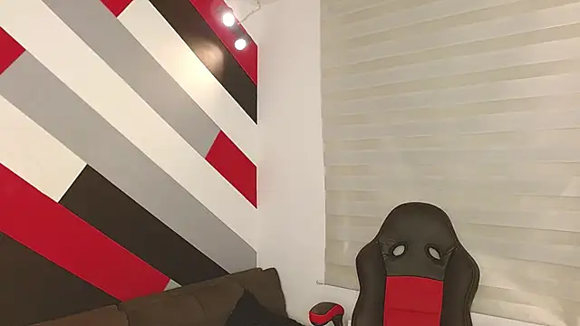 Snapshot of Zac_Golden chatting on March 9, 11:36 am Zac Golden online show from March 9, 11:36 am