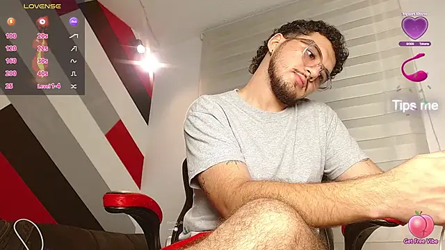 Snapshot of Zac_Golden chatting on March 31, 3:12 pm Zac Golden online show from March 31, 3:12 pm