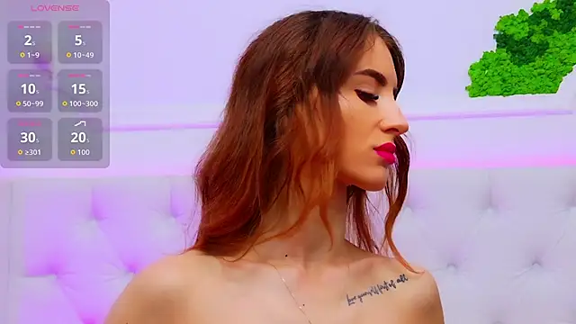 Snapshot of ElisaCharm chatting on December 16, 3:44 am ElisaCharm online show from December 16, 3:44 am