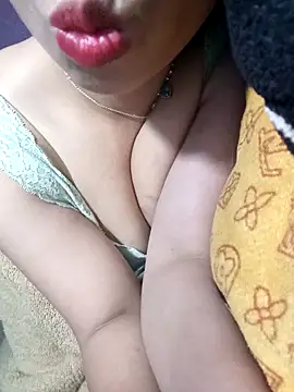 mekaka00 online show from May 12, 5:32 pm