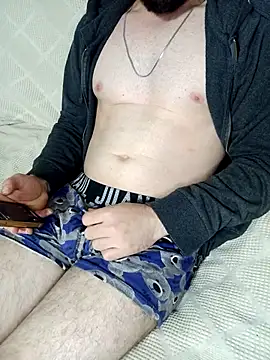 Snapshot of lazzzz09 chatting on November 26, 7:37 pm lazzzz09 online show from November 26, 7:37 pm