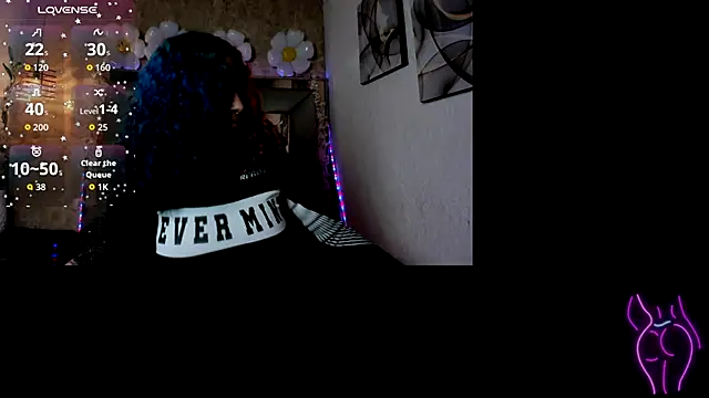 Snapshot of Cristall_ravven chatting on November 4, 8:08 pm Cristall ravven online show from November 4, 8:08 pm