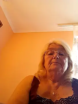 AmyLove353 online show from October 28, 12:30 pm