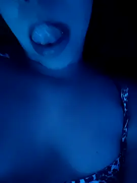 YANKERAPUNZEL online show from November 2, 7:55 am