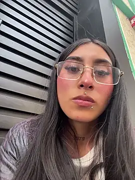 Snapshot of Violeet-Smith chatting on October 27, 1:15 pm Violeet-Smith online show from October 27, 1:15 pm