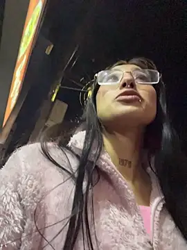 Snapshot of Violeet-Smith chatting on October 30, 12:45 am Violeet-Smith online show from October 30, 12:45 am