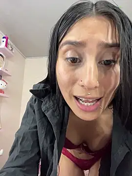 Snapshot of Violeet-Smith chatting on November 14, 8:29 pm Violeet-Smith online show from November 14, 8:29 pm